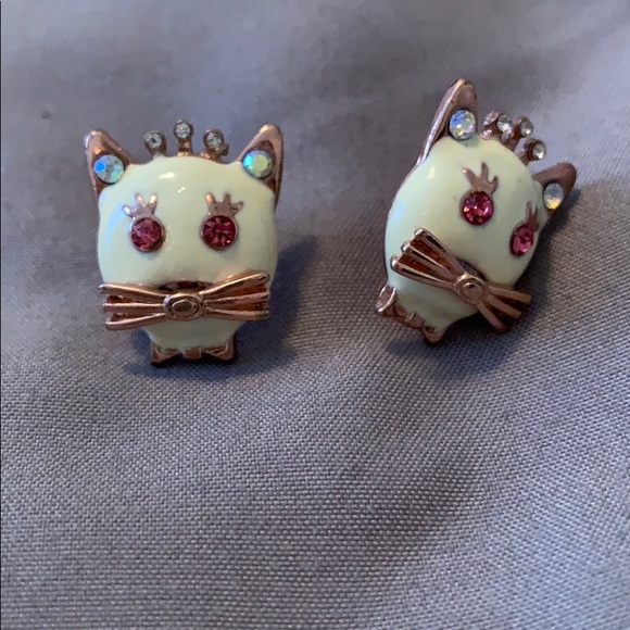 Betsey Johnson Jewelry - Betsey Johnson pink enamel kitty earrings